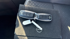 Nissan Juke 1.6 Hybrid N-Connecta 5dr Auto Hybrid Hatchback